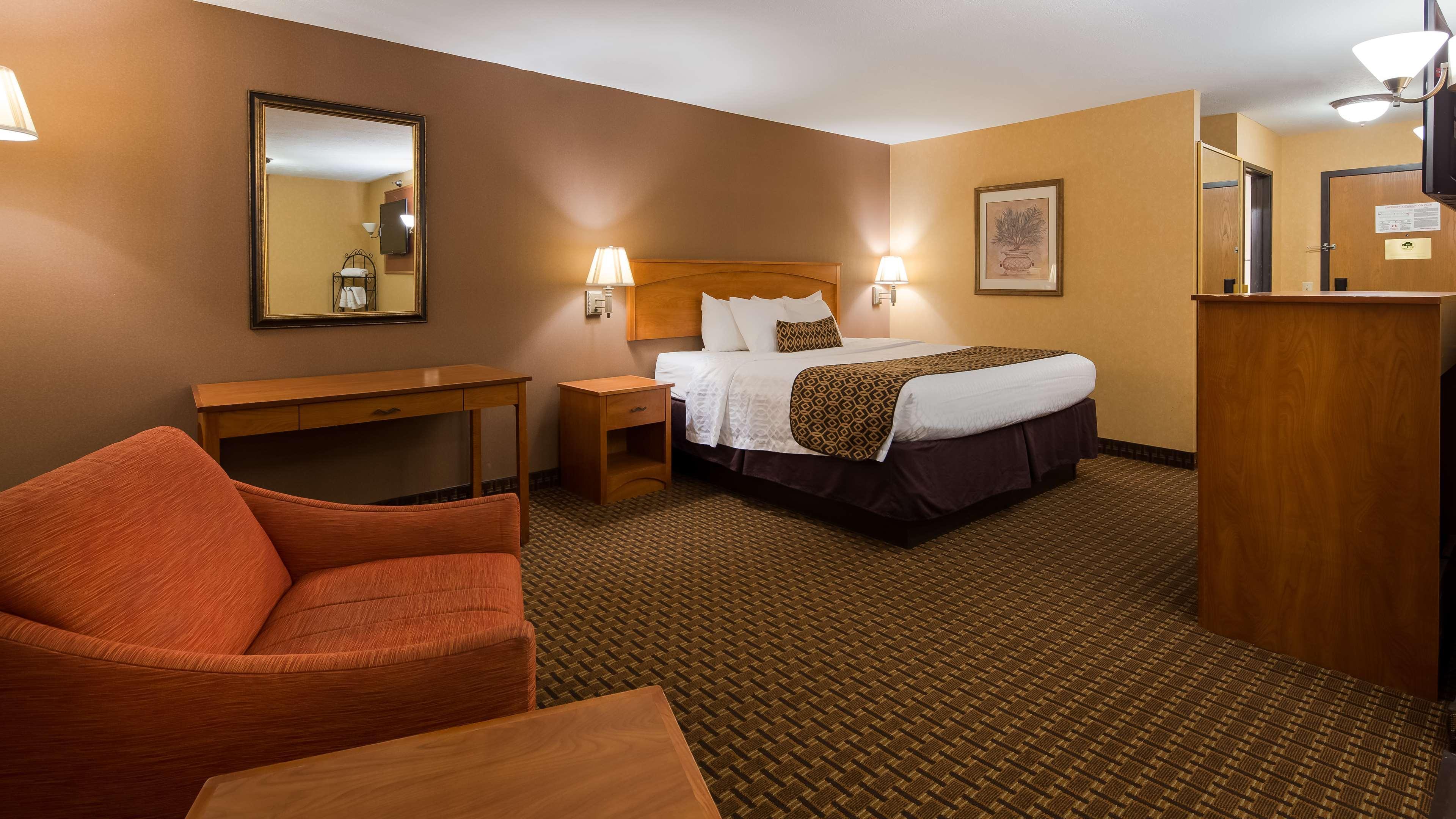 Best Western Plus North Canton Inn&Suites Extérieur photo