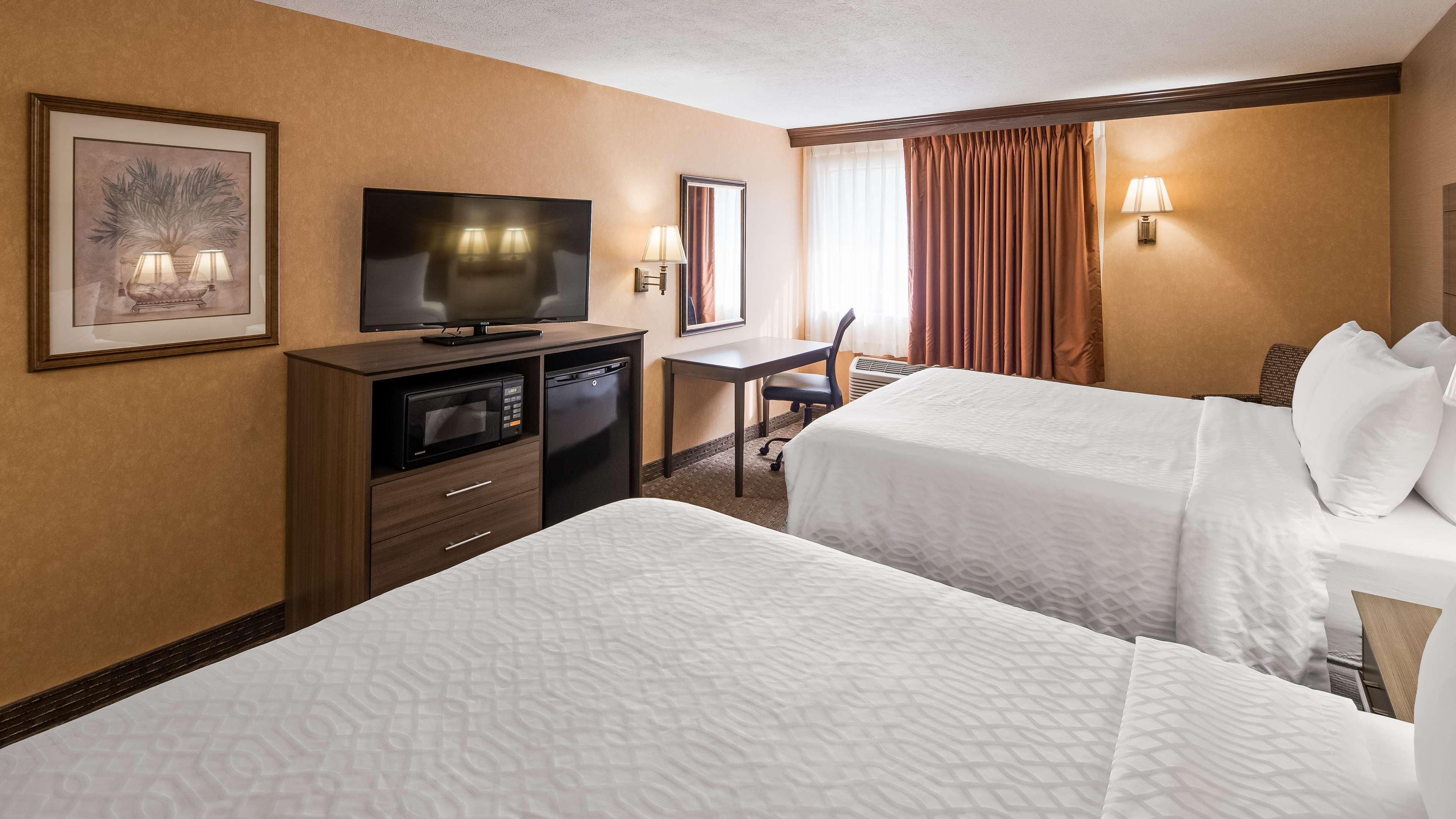 Best Western Plus North Canton Inn&Suites Extérieur photo