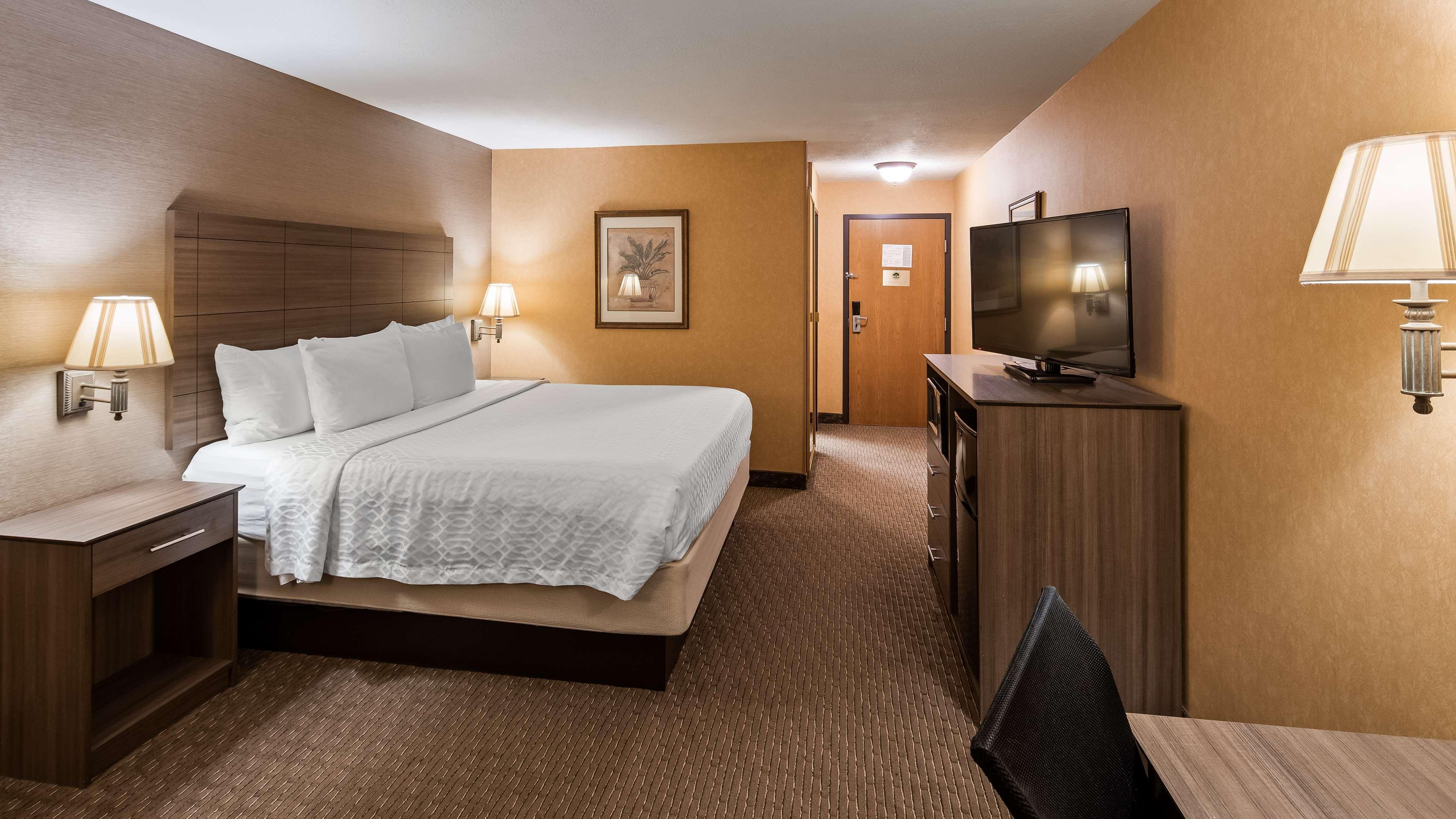 Best Western Plus North Canton Inn&Suites Extérieur photo