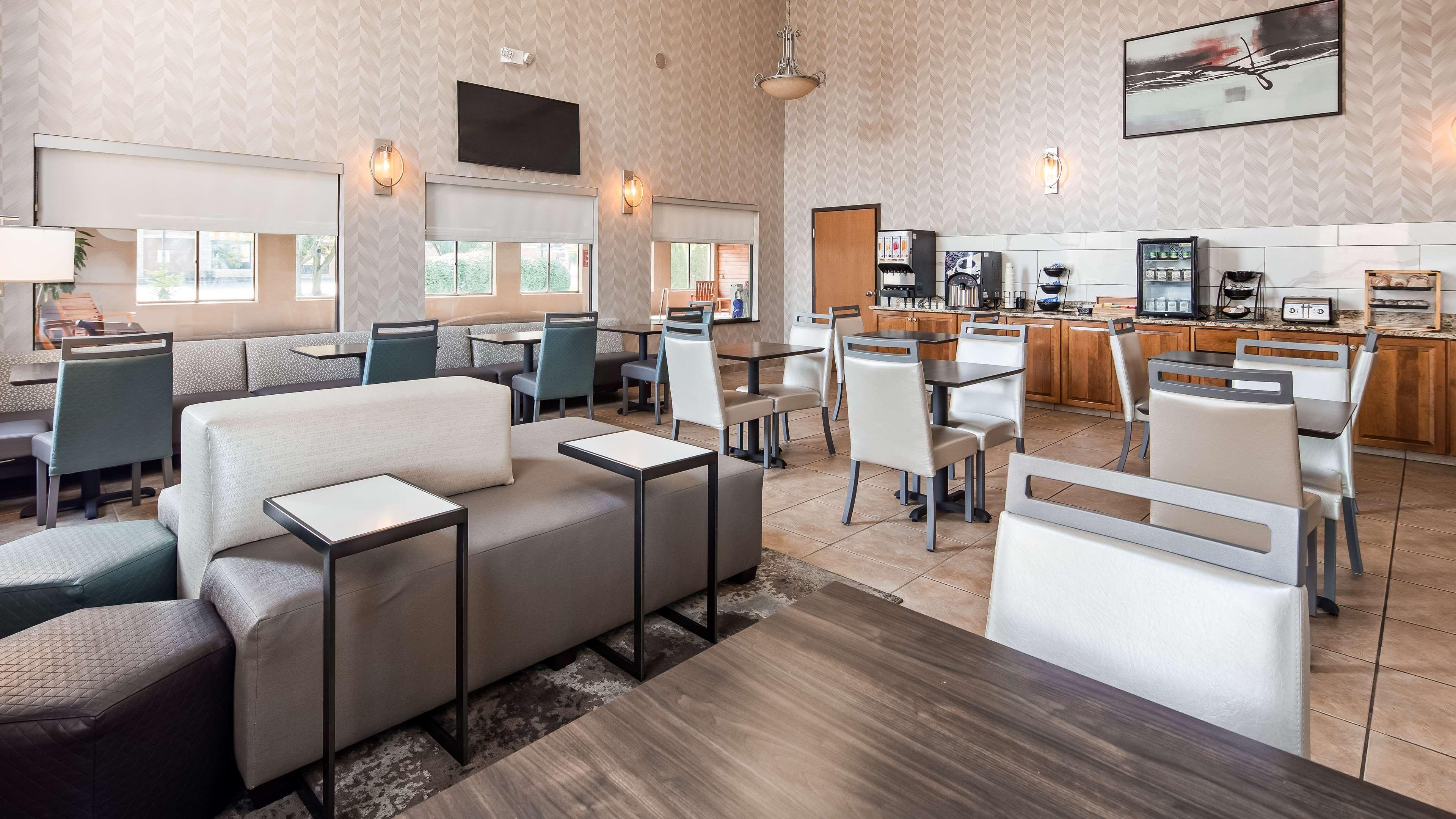 Best Western Plus North Canton Inn&Suites Extérieur photo