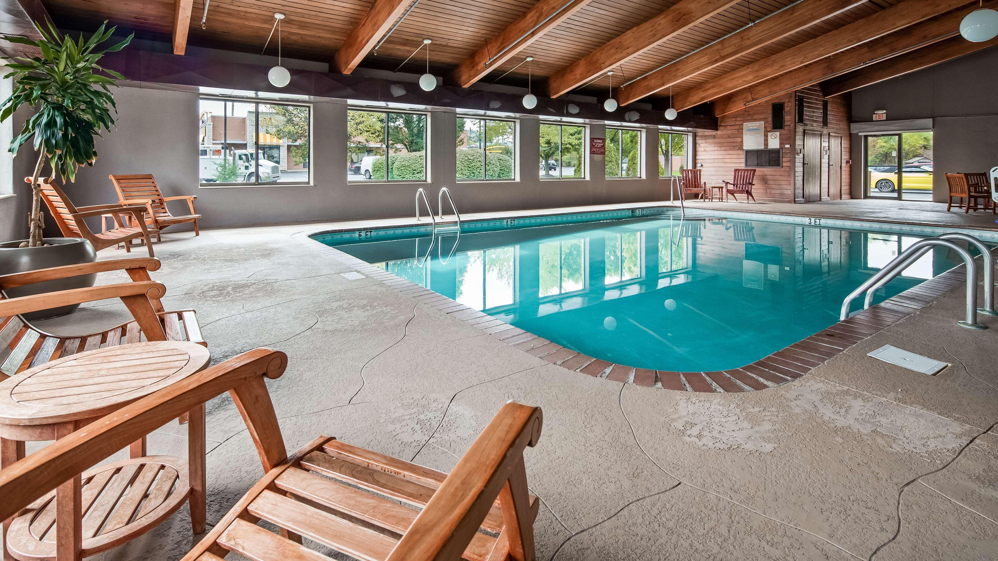 Best Western Plus North Canton Inn&Suites Extérieur photo