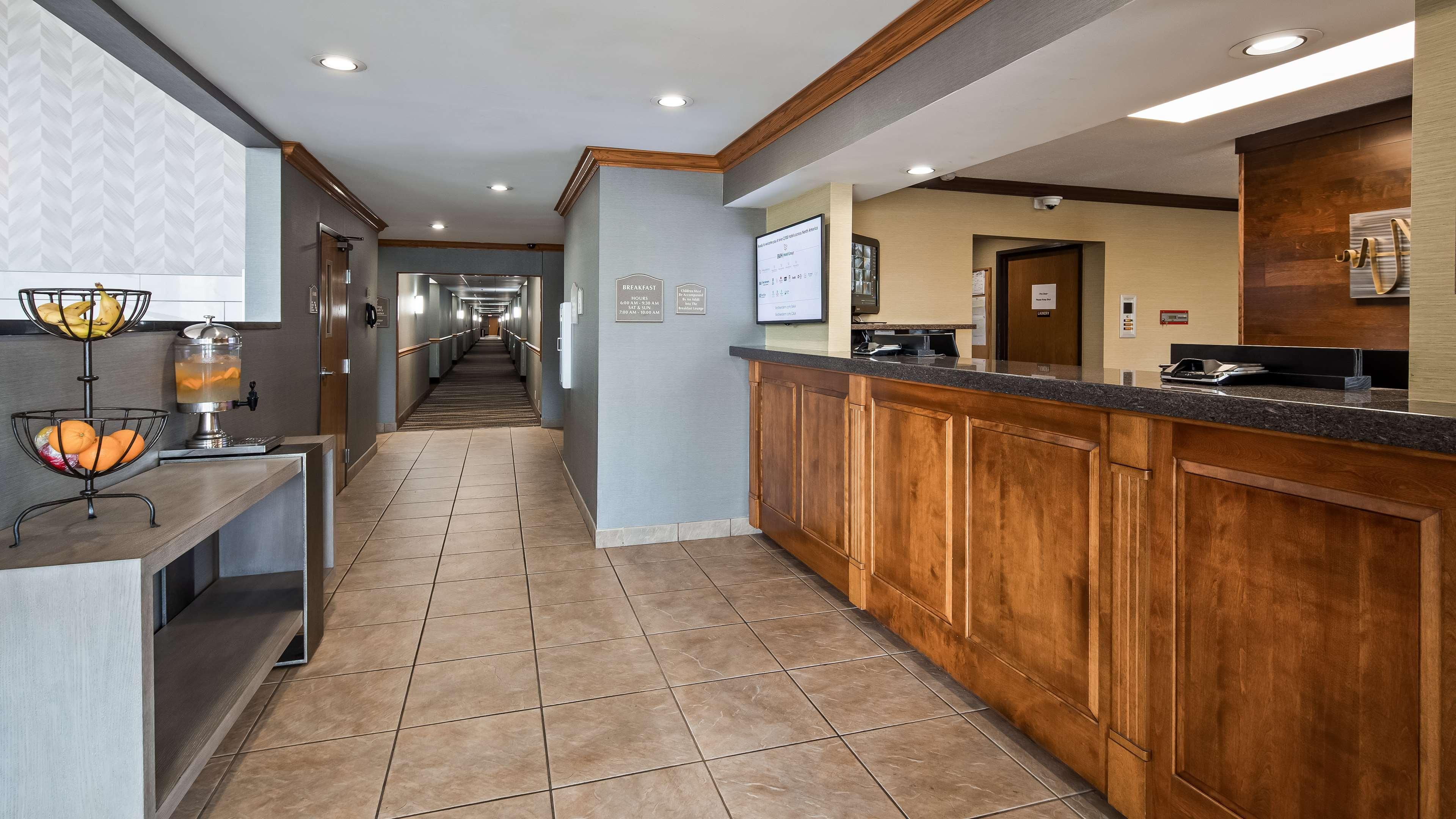 Best Western Plus North Canton Inn&Suites Extérieur photo
